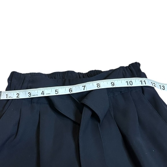 Lululemon Noir Pant *Woven Black Wide Leg Tie Waist Pants- Size 2 - Picture 12 of 14